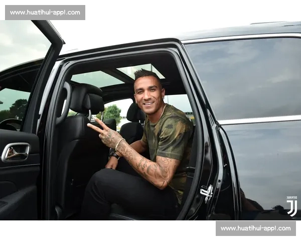 尤文铁卫盼换帅后获新生!达尼洛渴望重返英超争主力 尤文铁卫盼换帅后获新生!达尼洛渴望重返英超争主力