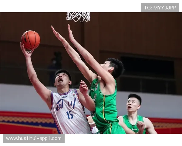 央视直击女篮中日对决：张子宇内线无解，宫鲁鸣战术显神威