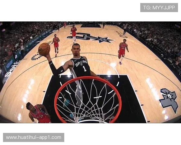 NBA 精彩十佳球：本周最佳扣篮与绝杀